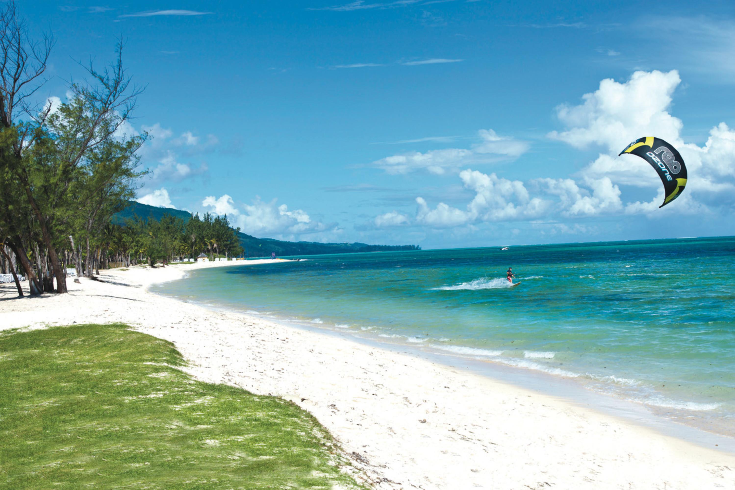 Hotel Riu Palace Mauritius (Adults Only) Ле-Морн Екстер'єр фото